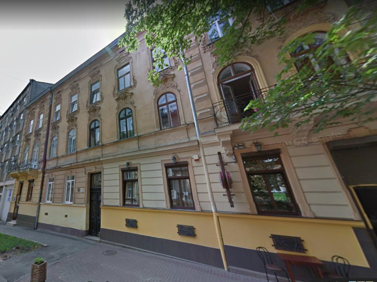 Romantic Apartment In The Center Of Old Lviv Eksteriør bilde