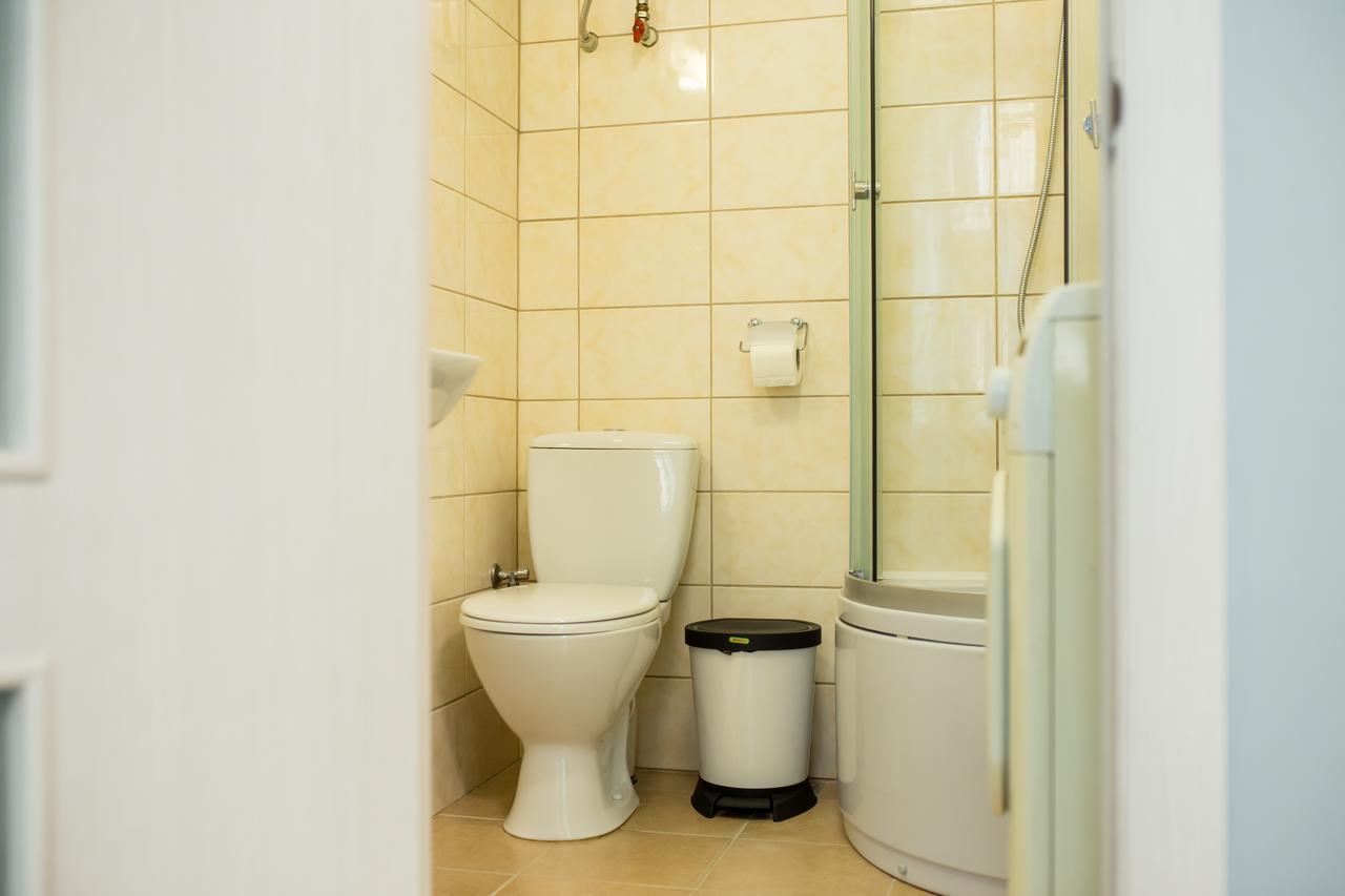 Romantic Apartment In The Center Of Old Lviv Eksteriør bilde
